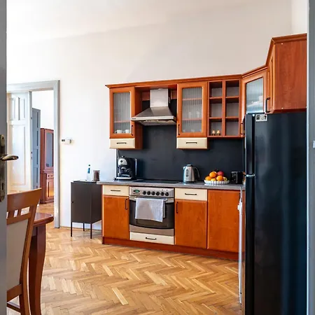 Vista View Apartment-2